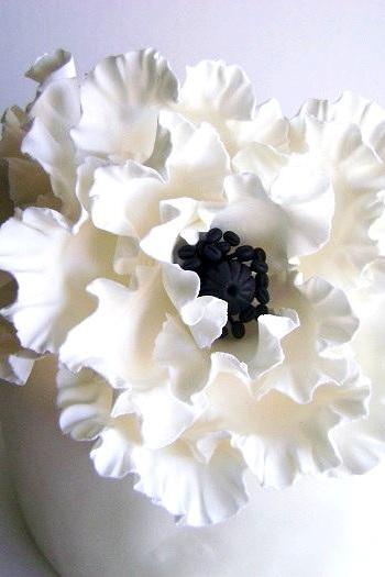 Wedding Cake Topper. White Poppy Cake Decor. Flower Cake Topper. Clay Wedding Cake topper Made to Order