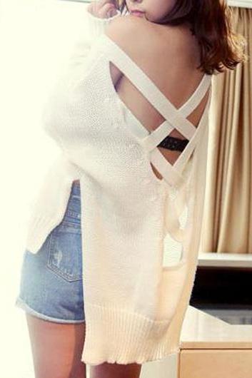 Sexy And Charming Solid White Long Sleeve Sweater with Pocket