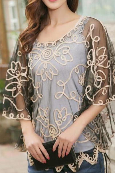 Perspective Lace Flowers Blouse