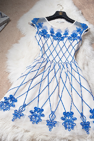 Mesh Stitching Lace Embroidery Dress #er111204