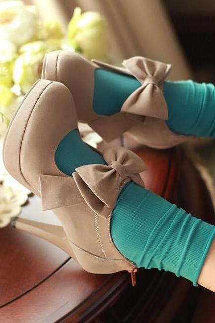 Sexy and Cute Front Bow Embellished Stiletto High Heels Light Tan Pumps