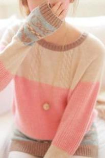 Pink Cable Sweater With Bow And Heart Print