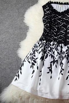 Fashion Leaf Print Dress