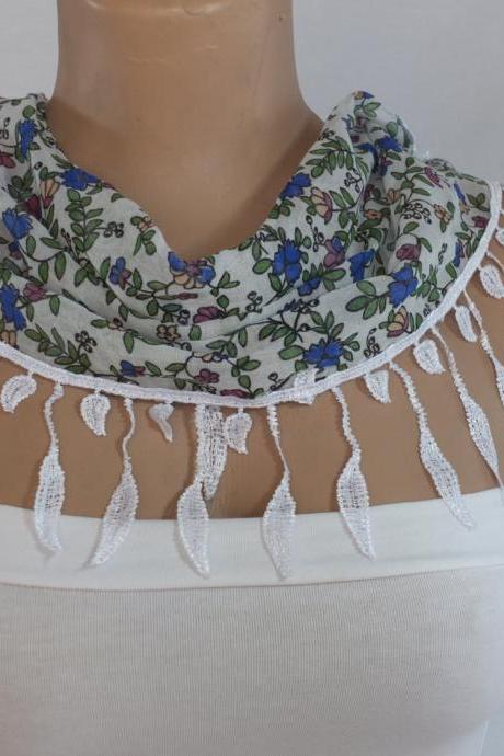 White floral cotton scarf, woman fashion scarf, cowl with lace trim, accessory,neckwarmer, scarf necklace, foulard,scarflette,