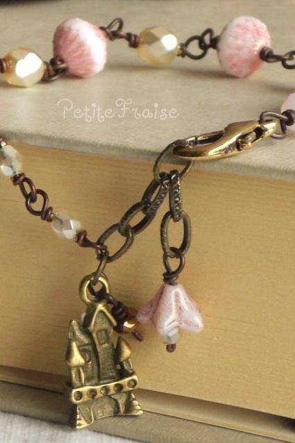 'Once upon a time, in a castle...' - 'Treasures' collection, fairytale bracelet, vintage style, pink and brass