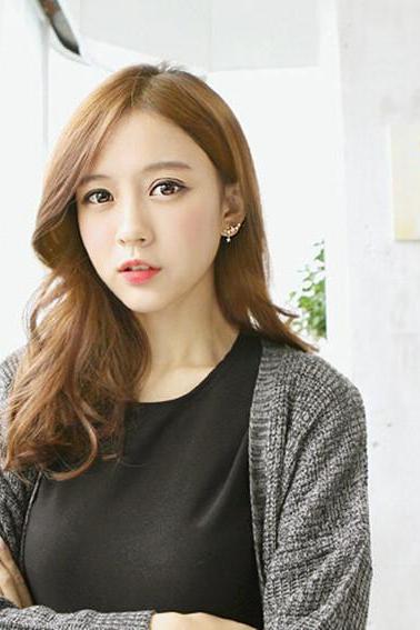 Korean Style Female Needle Shiny Earrings Stud Little Star Shiny Crystal Metal