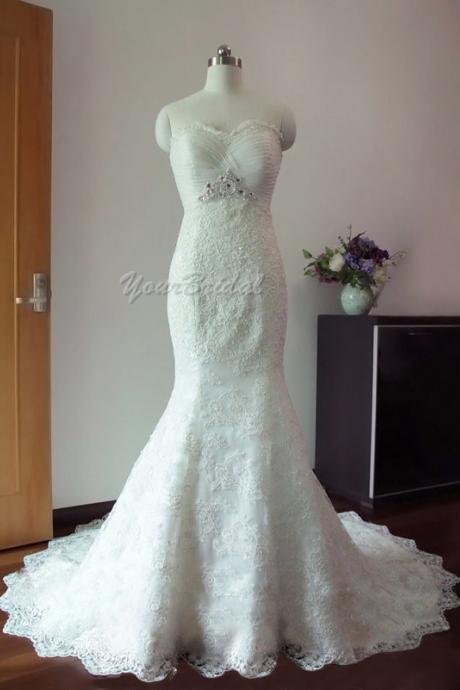 Scalloped Edge White Lace Wedding Dress with Bow and Slip on the Back Wedding Dress Bridal Dress Wedding Gown 