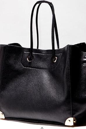 Stylish Black Vintage Design Hand Bag