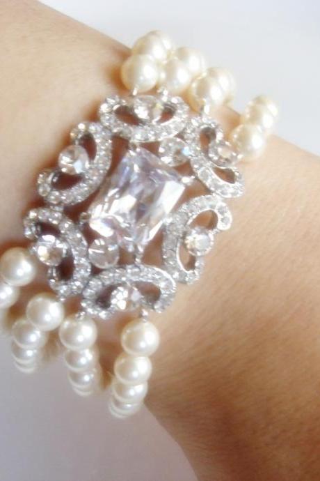 Hallie Diamond Statement Pearl Bridal Bracelet