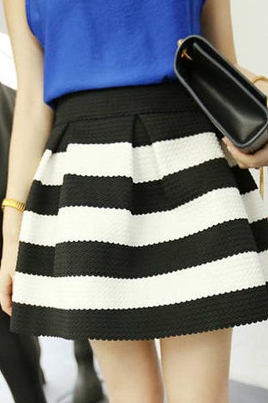 New Elegant Womens Girls Retro Flared Black And White Stripe Mini Skirt Dress New
