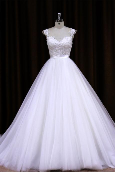 2015 White Tulle Beaded Sweetheart Wedding Dress With Keyhole Open Back