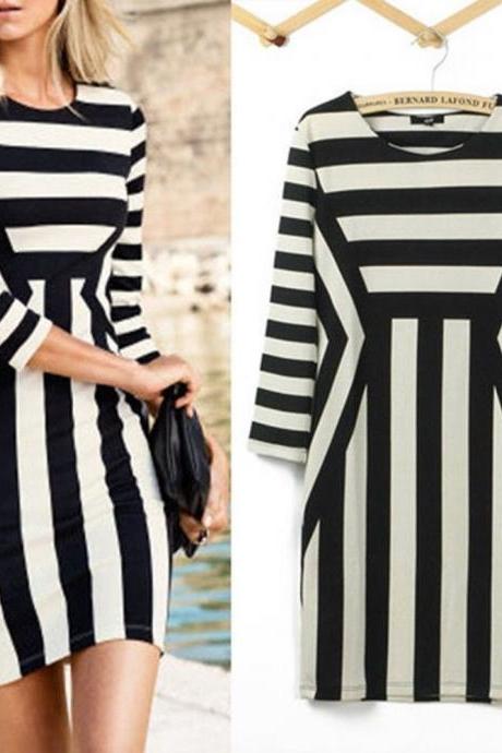 Striped Optical Illusion Women&amp;#039;s Celeb Monochrome Party Bodycon Mini Dress