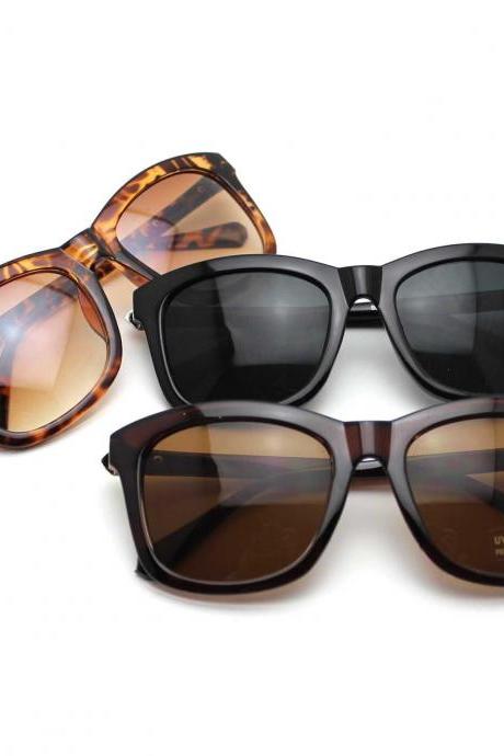 Women Outdoor Travel Square Lens Uv Sunglasses Fashion Eyewears Summer Glasses