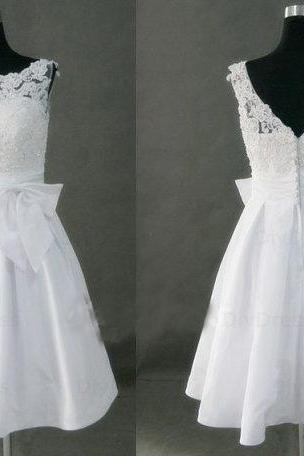 High Neck Princess White Lace Bodice Taffeta Skirt Short Wedding Dress V Back Bow Mini Length Bridal Wedding Gowns Off The Shoulder Open Back