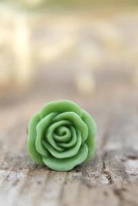Apple Green Rose Flower Ring // Bridesmaid Gifts // Maid of Honor Gifts // Rustic Vintage Wedding