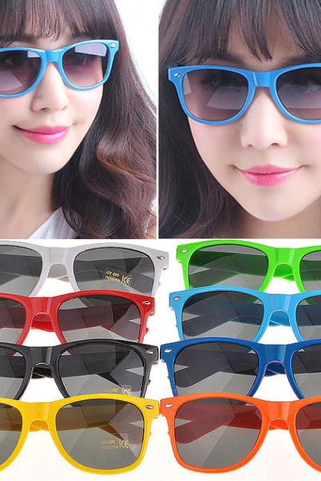 New Arrival Eyewear Designer Fashion Sunglasses Classic Shades Women's Men's New Candy Color Glasses