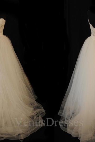 Exquisite Lace A-line Sweetheart Neckline Sweep Train Tulle Wedding Dress