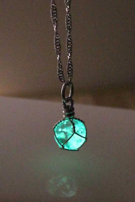 Shipping Turquoise Glowing Necklace, Birthday Gift, Gifts For Him,gifts For Her