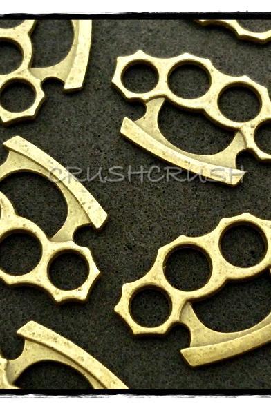 10pcs Antique Brass Knuckle Duster Charms Pendants Jewelry Making X122