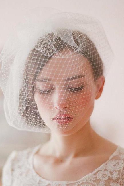 Wedding Bridal Ivory White Netting Net Birdcage Hair Accessories Veil Tiara A7
