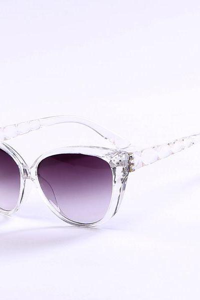 Cat eye wave frame sun protector transparent sunglasses