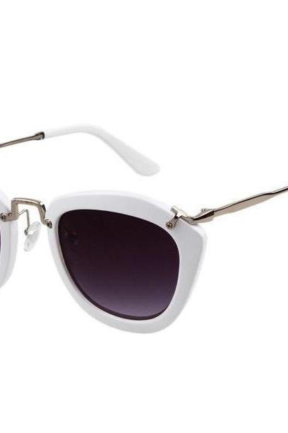 Fashion Retro Cat Eye Summer White Accessory Sunglasses