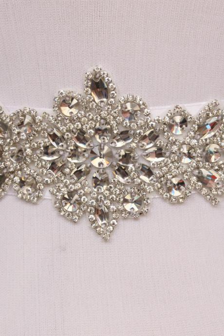 2015 New Bridal Sash Handmade Crystals Beads Gorgeous Exquisite White Wedding Accessories Bride Belt Sash