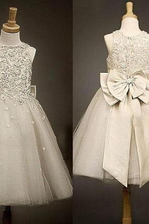 2015 New Bridesmaid of Flower Girls Dresses Little Girl Formal Gown With Dark Ivory A-Line Lace Jewel Bow Appliques Sequins Tea-Length Tulle
