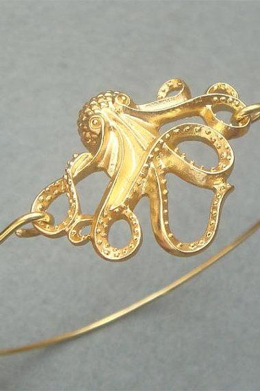Golden Octopus Bangle Bracelet