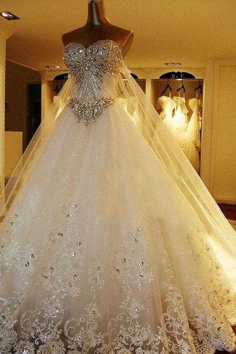 Luxury Crystal Wedding Dresses Lace Cathedral Lace-up Back Bridal Gowns 2015 A-line Sweetheart Appliques Beaded Garden Sets Veil