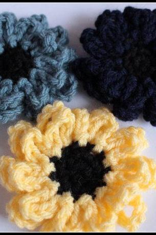 Crochet Flower Brooch Set