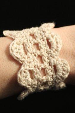 Crochet Bracelet Lace Cuff Ivory Cream