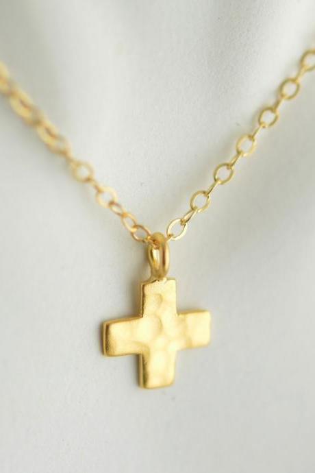 Womens hammered cross charm necklace,14k gold necklace, everyday necklace,gift for her