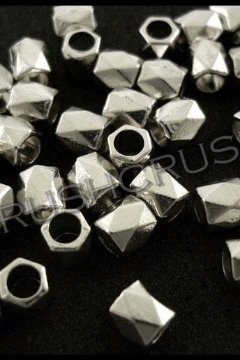  90pcs 4mm Silver Metal Faceted Tube Spacer Beads Jewelry Findings F622
