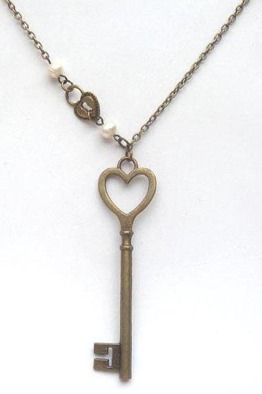 Antiqued Brass Key Lock Pearl Necklace