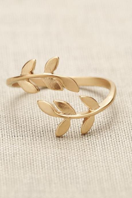 Bay Leaf Ring in gold Only