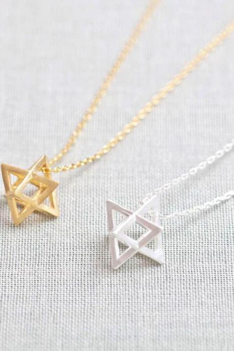 3D star necklace in silver