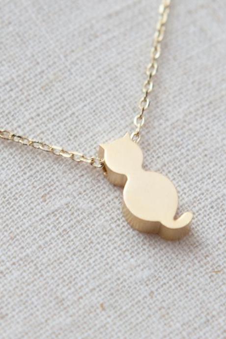 Tiny Cute Cat Necklace