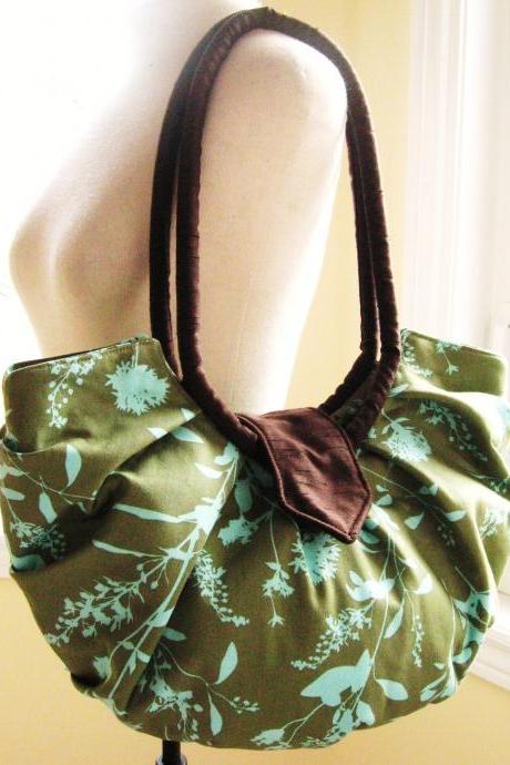Large green floral cotton bag / hobo purse - Sage green wildflower