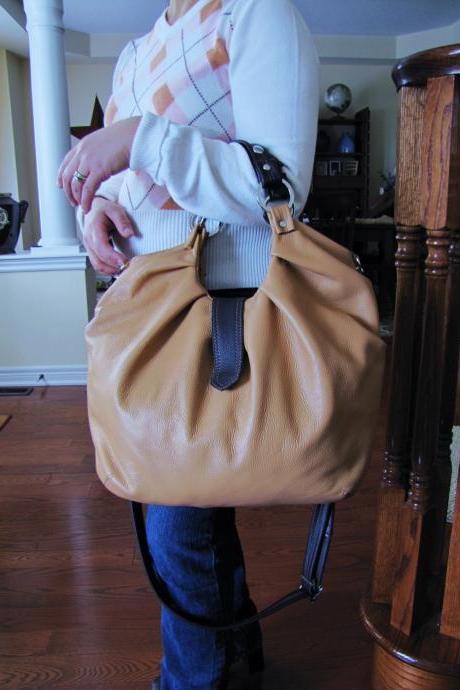 Large leather satchel Boston bag - Vanilla with brown