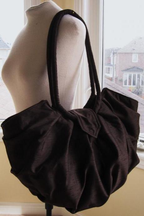 Large brown canvas hobo bag, pleated stylish shoulder bag