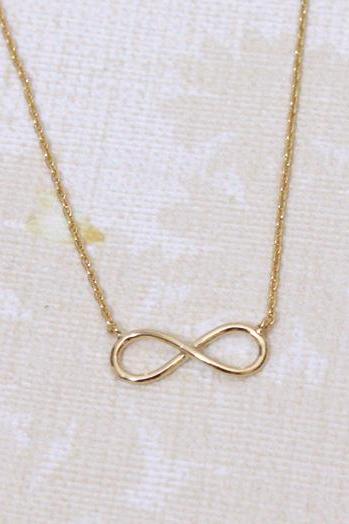 Infinity necklace in gold, everyday jewelry, delicate minimal jewelry