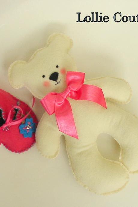 Teddy Bear Love / felt baby animal / vintage style toys / Baby shower