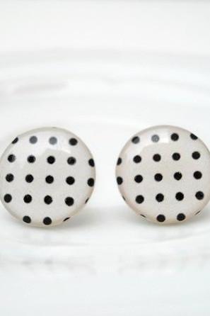 Polka dots Ear Stud Earrings, Black and White, Gift Bridesmaids 