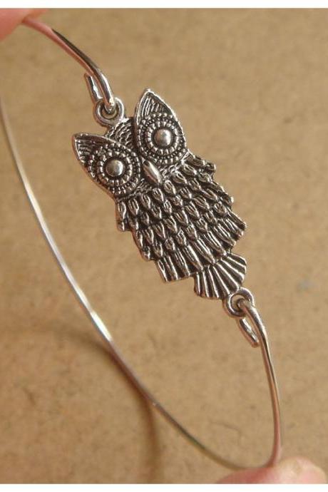 Owl Bangle Bracelet, Simple Everyday Jewelry, Elegant gift, Bridesmaid Gift, Bridal Wedding Jewelry