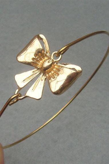 Lovely Bowknot Bangle Bracelet