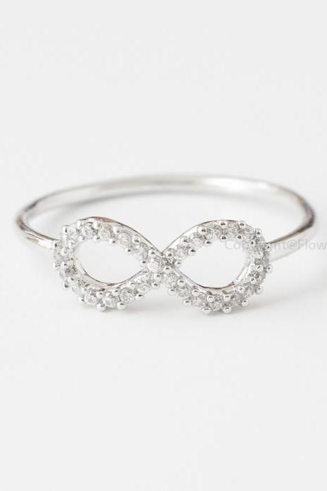 Us Size 6.5 Simple Crystals Infinity Ring In Silver