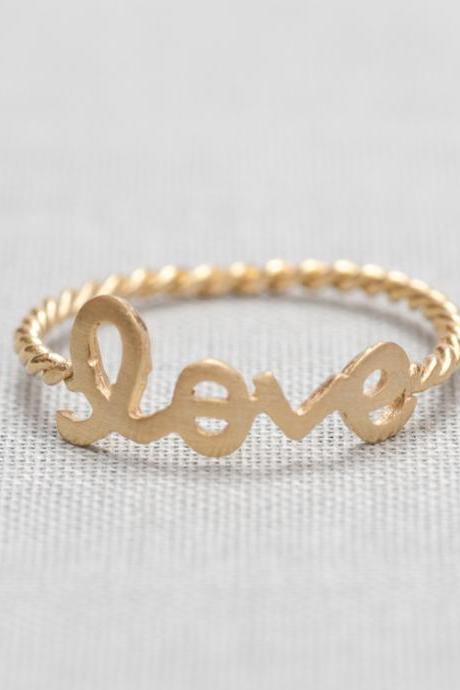 Us 7.5 Size-love Word Ring In Gold