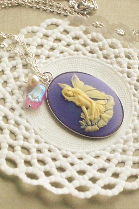  'Fairy Anya' cameo necklace - 'Treasures collection' - lilac, victorian jewelry, vintage style