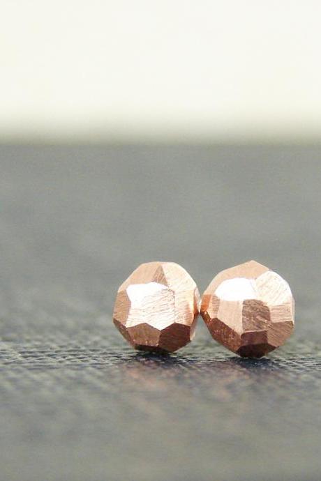  Faceted copper studs. Tiny geo earrings in recycled metal.